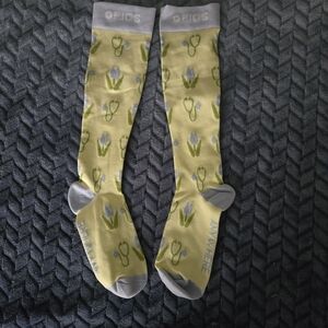 New Figs Compression Socks Actual Size S/M